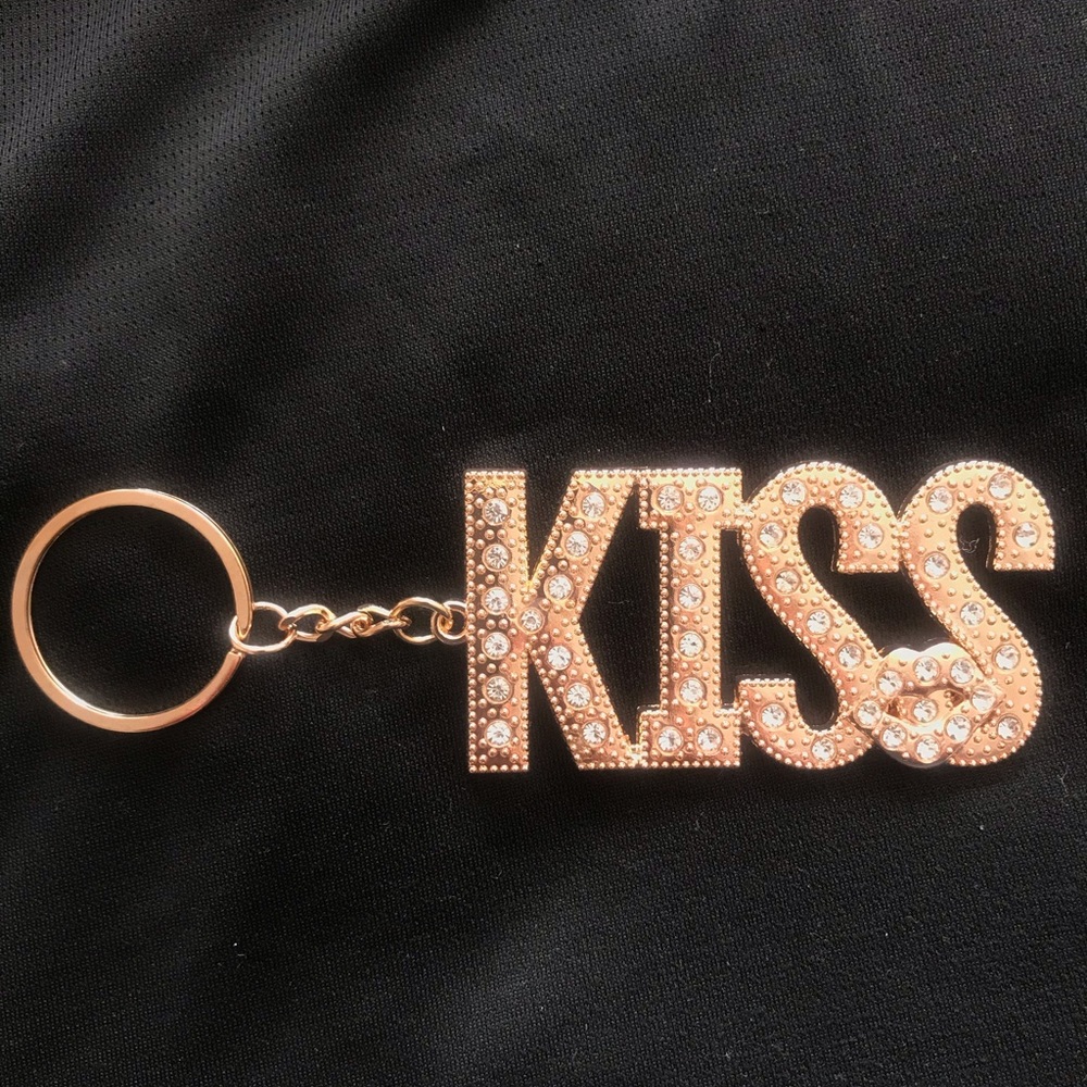 Keychain gold and diamonds lips